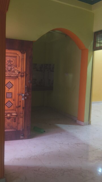 Room in 2 BHK Independent House at Sahar Plaza Indira Nagar, Indira Nagar – for Rent