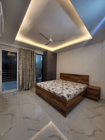 Bedroom in 3 BHK Builder Floor at Super Mart 1, Sector 27 – for Rent