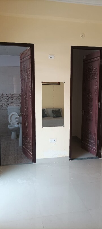 Bathroom in 3 BHK Apartment at Gomti Nagar – for Rent
