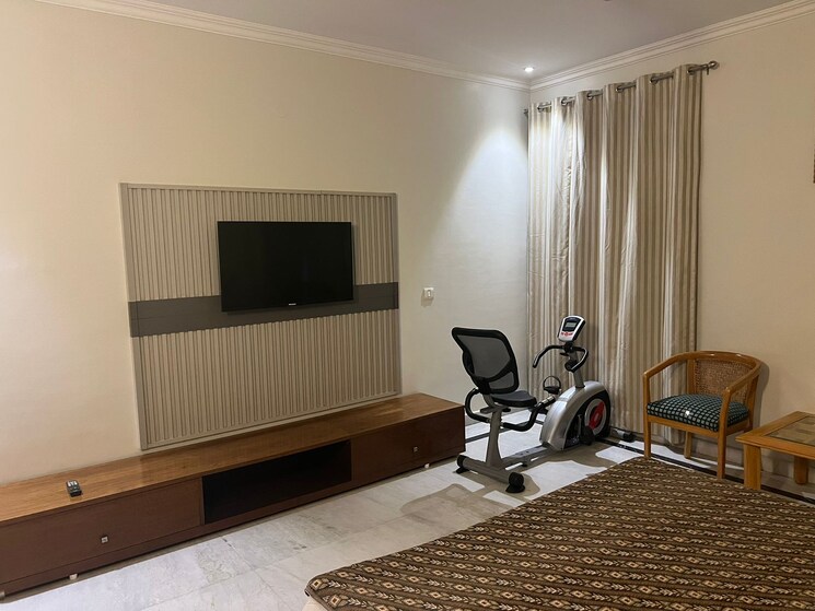 Living Room, saket 3 Bedroom 2250 Sq.Ft. Builder Floor In Saket Delhi 8216804