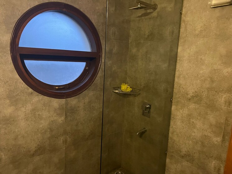 Bathroom, saket 3 Bedroom 2250 Sq.Ft. Builder Floor In Saket Delhi 8216804