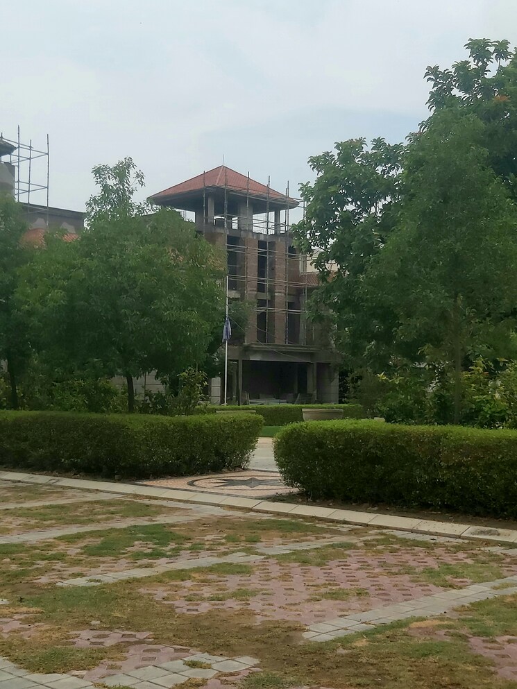 Garden, omaxe-kingston 4 Bedroom 2287 Sq.Ft. Apartment In Gomti Nagar Lucknow 8216828