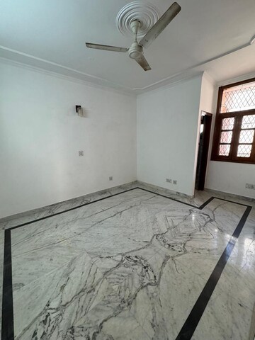 Room in 3 BHK Builder Floor at East Of Kailash – for Rent