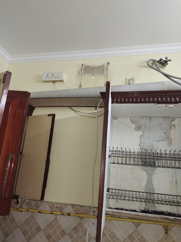  3 BHK Builder Floor at Nehru Enclave – for Sale