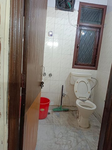 Bathroom in 2 BHK Builder Floor at Lajpat Nagar 4 – for Rent