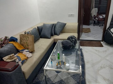 Master Bedroom in 2 BHK Builder Floor at Sector 30 – for Rent