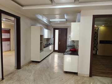 Kitchen in 3 BHK Builder Floor at Sector 46 – for Rent