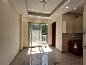 Building Lobby in 3 BHK Builder Floor at Sector 46 – for Rent