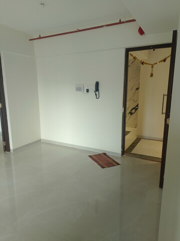 Room in 1 BHK Apartment at Vaibhavlaxmi East Syde, Ghatkopar East – for Rent