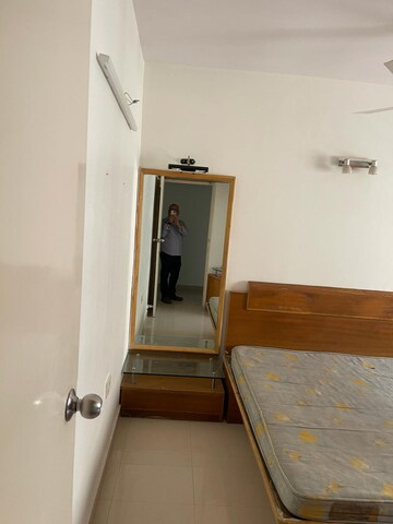 Bedroom in 3.5 BHK Apartment at Andheri West – for Sale