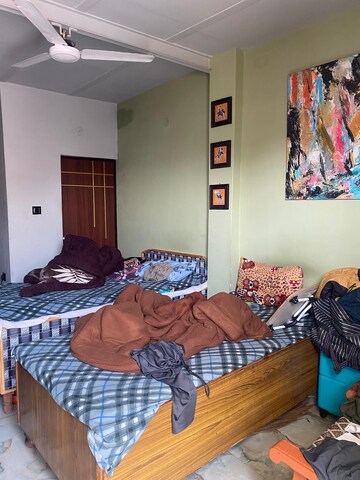 Bedroom in 1 RK Builder Floor at Shakti Khand – for Rent