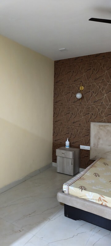 Bedroom in 1.5 BHK Apartment at Shankar Nagar – for Rent