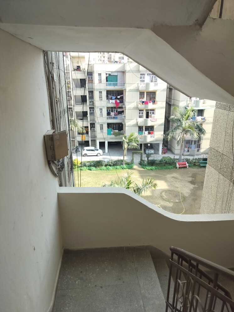 undefined, sector 13 dwarka 3 Bedroom 1650 Sq.Ft. Apartment In Sector 13, Dwarka Delhi 8216990