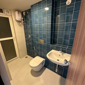 Bathroom in 2 BHK Apartment at Lodha Amara Tower 6 and 22, Sandoz Baug – for Sale