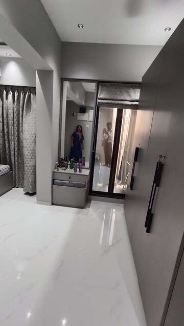 Gym in 4 BHK Apartment at Platinum Pristine, Andheri West – for Sale