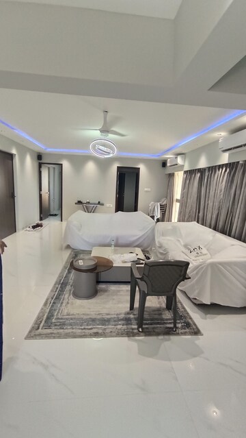 Master Bedroom in 4 BHK Apartment at Platinum Pristine, Andheri West – for Sale