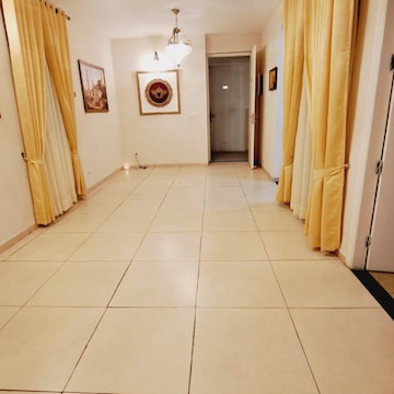 2 BHK Apartment For Rent in Vip Road