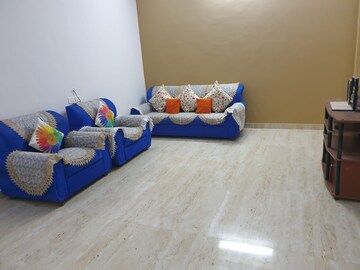Living Room in 2 BHK Villa at Wazirganj – for Rent