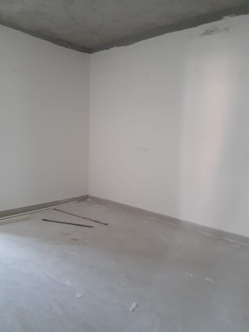 Room in 2 BHK Apartment at Kompally – for Sale
