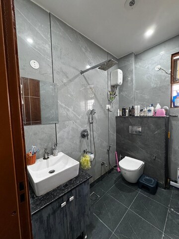 Bathroom in 2 BHK Builder Floor at Palam Vihar Residents Association, Palam Vihar – for Rent