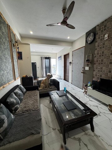 Master Bedroom in 2 BHK Builder Floor at Palam Vihar Residents Association, Palam Vihar – for Rent