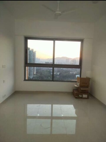 2 BHK Apartment For Rent in Kalpataru Immensa, Kolshet Road