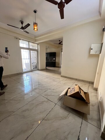 Living Room in 2.5 BHK Apartment at Futec Gateway, Sector 75 – for Sale