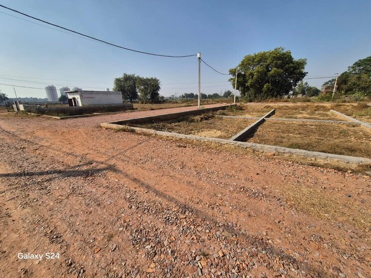 undefined, max-balaji-defence-city-3  90 Sq.Yd. Plot In Kathhera Greater Noida 8217299