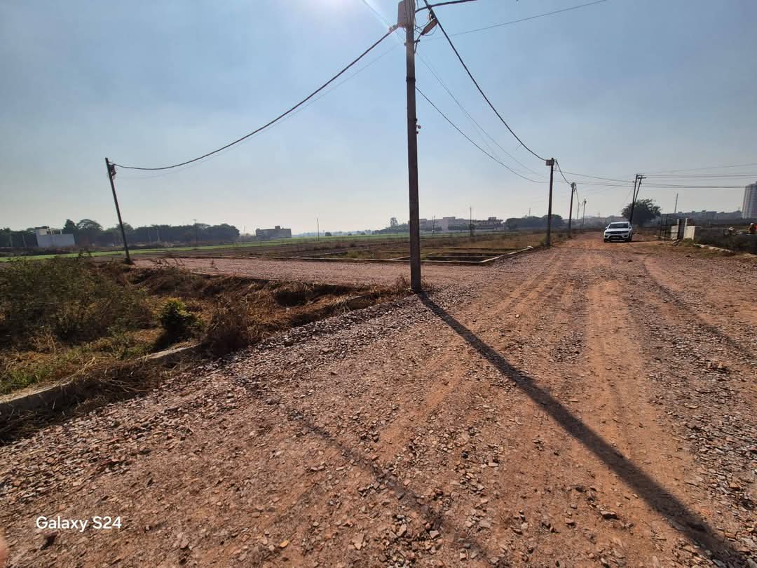 Plot For Sale in Max Balaji Defence City 3