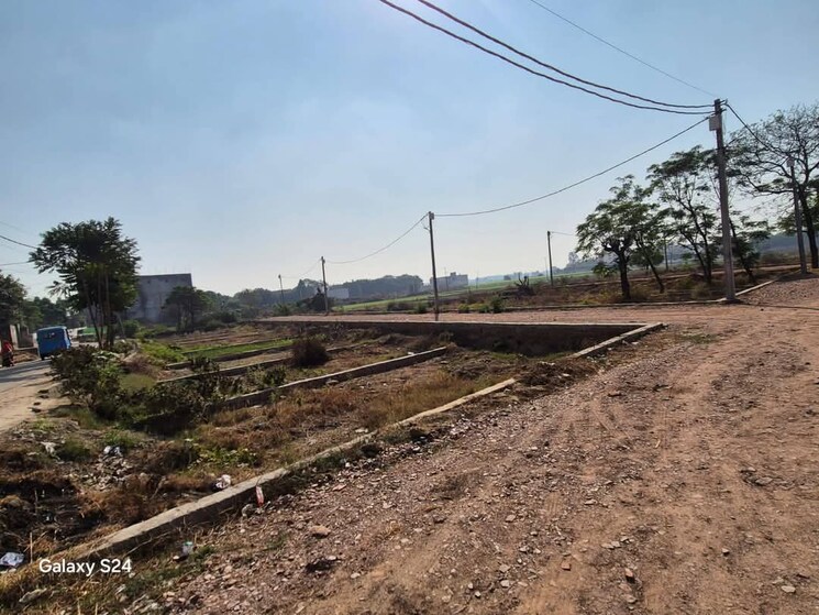 undefined, himalaya-defence-mega-city  100 Sq.Yd. Plot In Deri Skaner Greater Noida 8217308