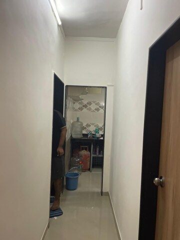 Furnished Amenities in 1 BHK Apartment at Vile Parle West – for Sale