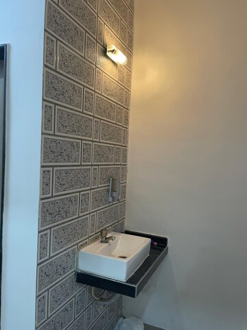 Bathroom in 1 BHK Apartment at Vile Parle West – for Sale