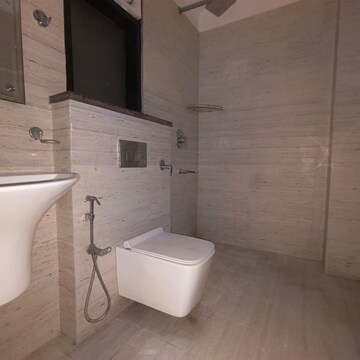 Bathroom in 3 BHK Builder Floor at The Grand, Sector 52 – for Rent