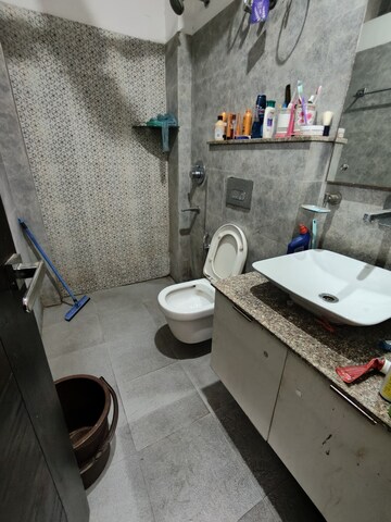 Team Area in 2 BHK Builder Floor at RBC II, Sushant Lok I – for Rent