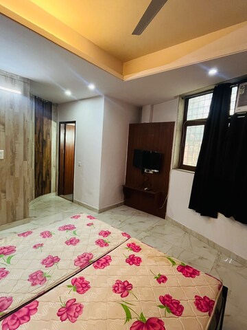 2 BHK Builder Floor For Rent in Sushant Vyapaar Kendra Sector 43 Gurgaon  8217365