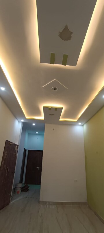 Furnished Amenities in 2 BHK Independent House at Jankipuram Extension – for Sale