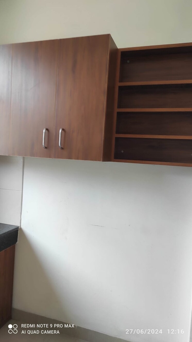 Room, wave-floors 2 Bedroom 135 Sq.Yd. Builder Floor In Mahurali Ghaziabad 8217412