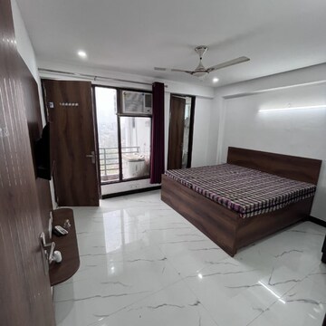 Living Room in 2 BHK Builder Floor at Sector 52 – for Rent