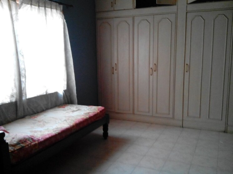 Room, indiranagar 6 Bedroom 2400 Sq.Ft. Independent House In Indiranagar Bangalore 8217357