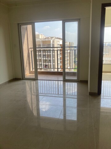 Room in 1 BHK Apartment at Kolte Patil Life Republic Arezo, Hinjewadi – for Rent