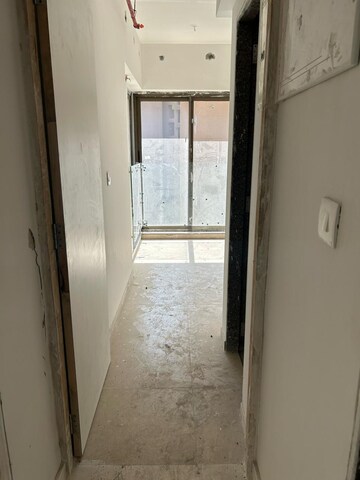 1 BHK Apartment For Rent in UK Iridium, Kandivali East