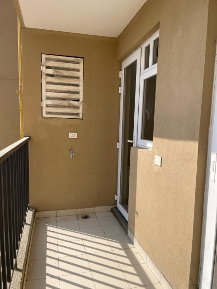 Balcony, sector 150 3 Bedroom 1575 Sq.Ft. Apartment In Sector 150 Noida 8217526