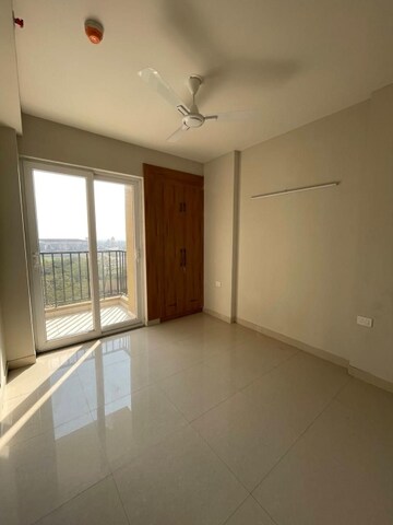 Room in 3 BHK Apartment at Sector 150 – for Sale