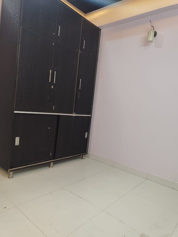 undefined, mahavir enclave 3 Bedroom 1050 Sq.Ft. Builder Floor In Mahavir Enclave Delhi 8217539