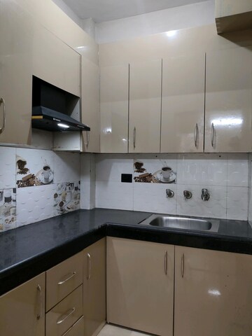 Kitchen in 1 BHK Builder Floor at Sector 54 – for Rent