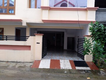 6+ BHK Independent House – Exterior View View at Tiwaripur - for Sale