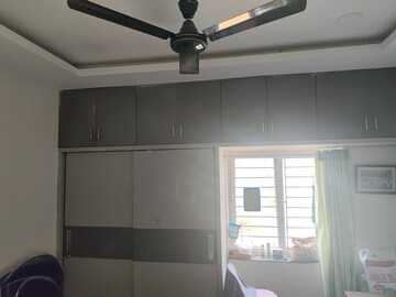 Furnished Amenities in 2 BHK Apartment at Manikonda – for Rent