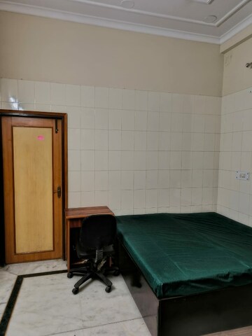 Bedroom in 2 BHK Builder Floor at Subhash Nagar – for Rent