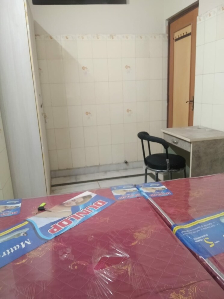 Room, subhash nagar 2 Bedroom 900 Sq.Ft. Builder Floor In Subhash Nagar Delhi 8217584