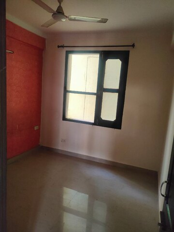 Room in 3 BHK Apartment at Maya Garden City, Lohgarh – for Rent
